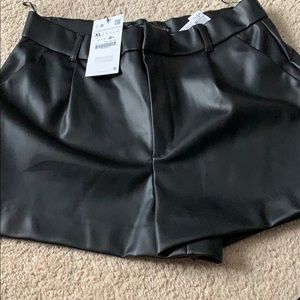 NWT Zara leather shorts